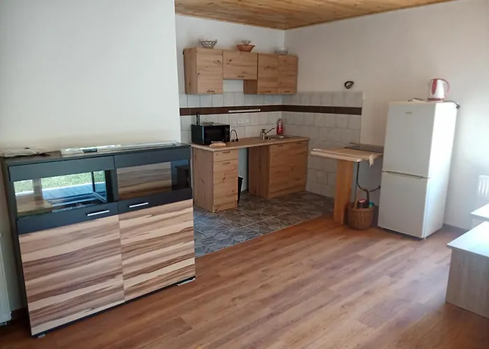 Na červené Louce Relax Líbá 6 *